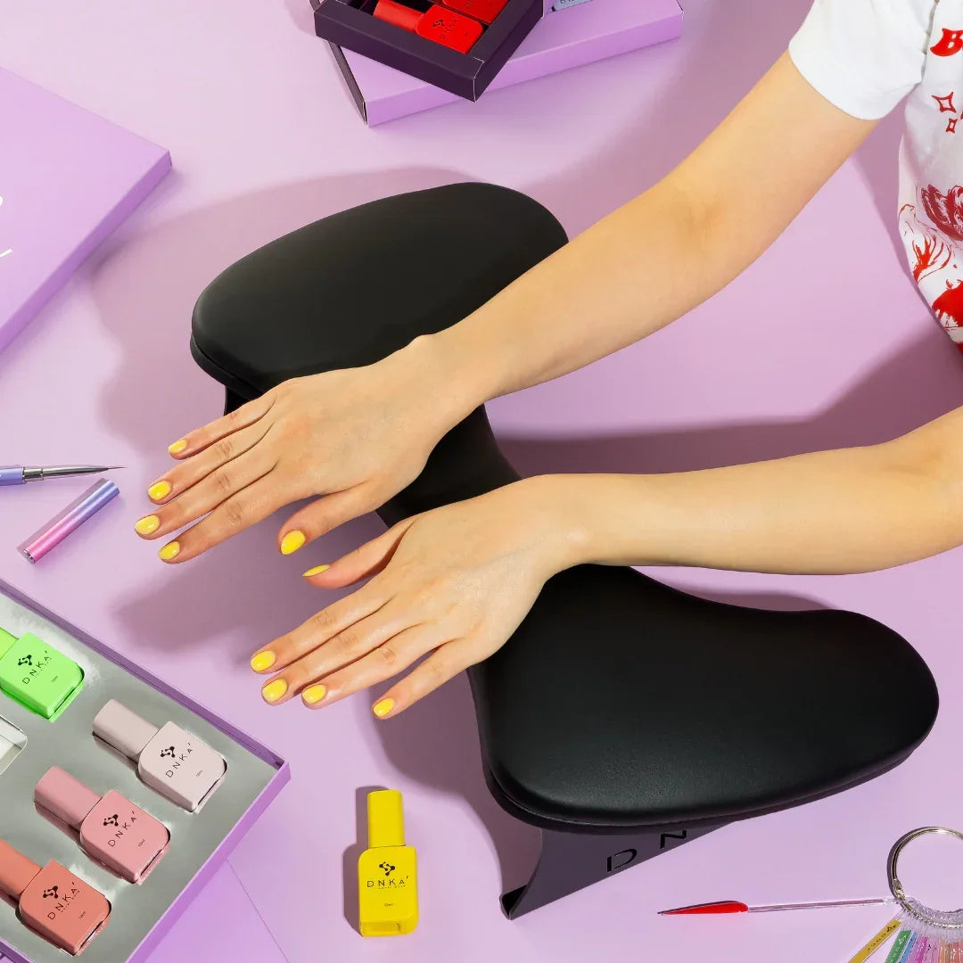 DNKA Anatomical Armrest for Manicure nero - Lady&Oscar