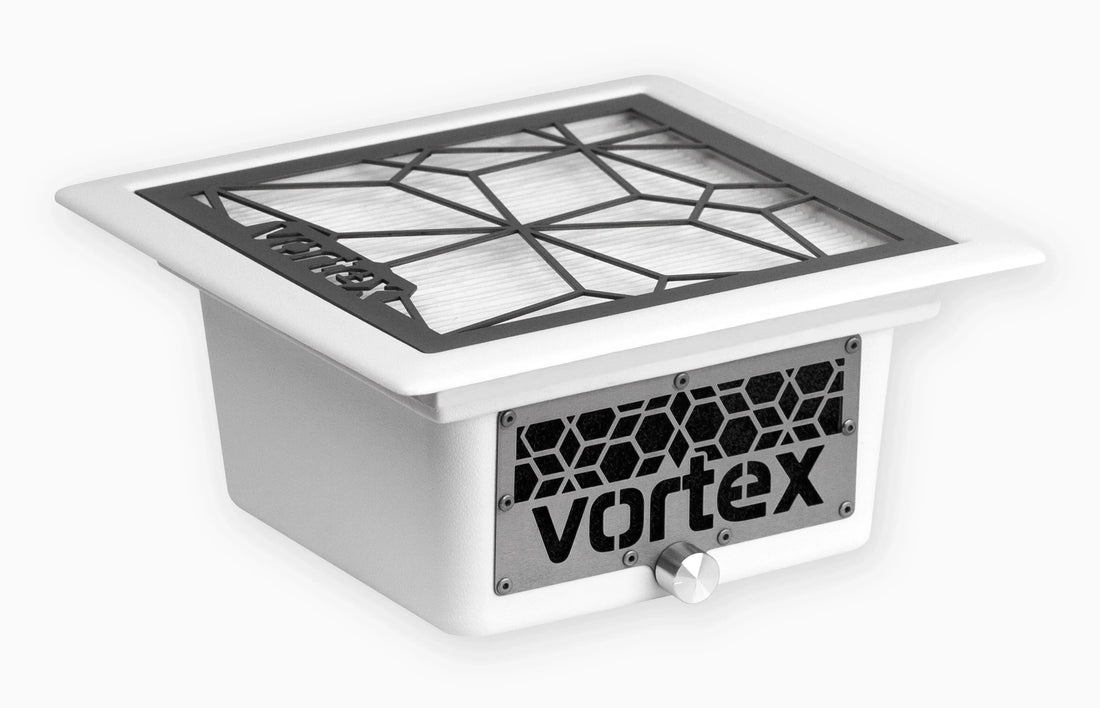 Aspiratore per unghie da incasso Vortex INTEGRA MAX, uno dei modelli messi a confronto con Teri e Shemax