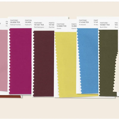 Unghie autunno inverno 2026–2027: colori e forme