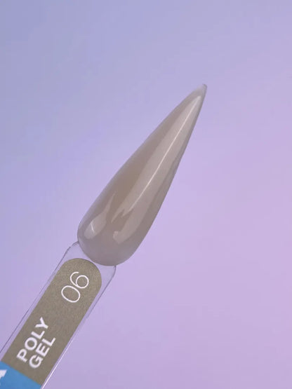 Lunamoon Poly Gel nr 6 30ml - applicazione