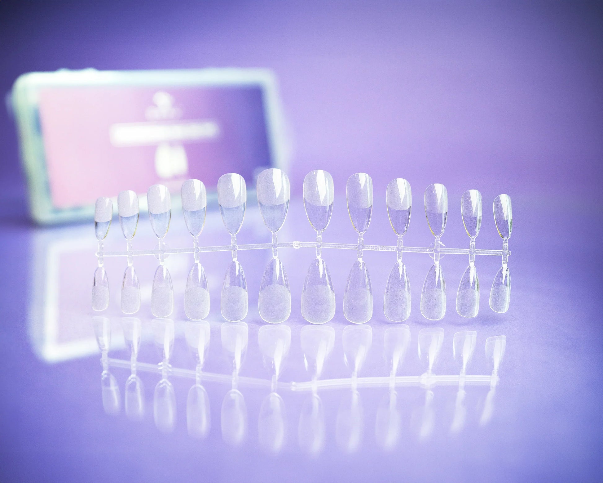 Tip Gel professionali ALMOND 240pcs DNKa - Lady&Oscar