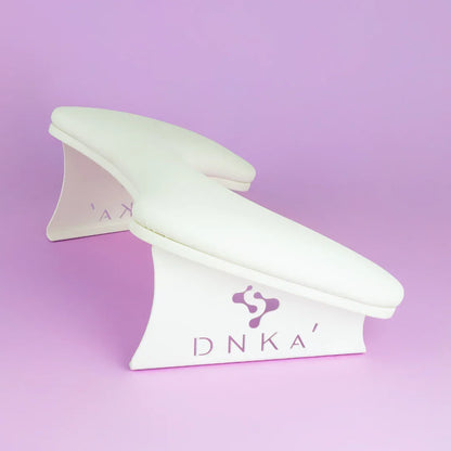 DNKA Anatomical Armrest for Manicure bianco - Lady&Oscar