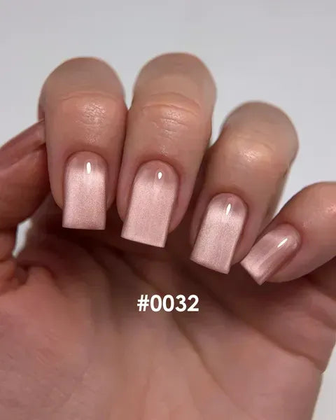 DNKA Color Code #0032 Silk Cat's Eye 12ml
