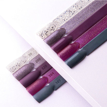 Unghie smaltate con Molly Lac Provence n. 320