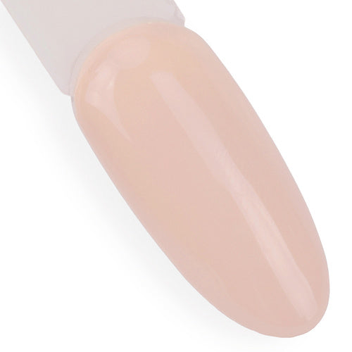 Molly Lac Naked n. 302: colore applicato sulle unghie
