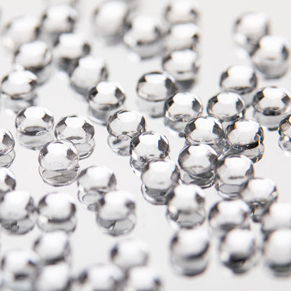 Dettaglio degli strass effetto vetro da 1,5 mm