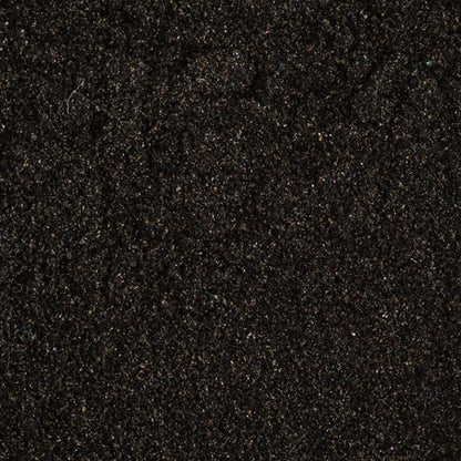 Effetto vetro nero ottenuto con MollyLac Glass Effect n. 12