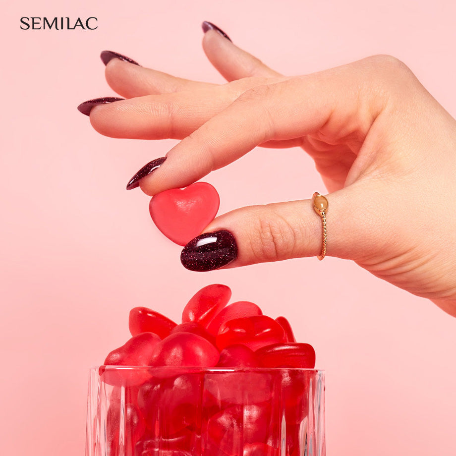 Semilac - Love Is In The Nails - 393 Sparkling Black Cherry 7ml